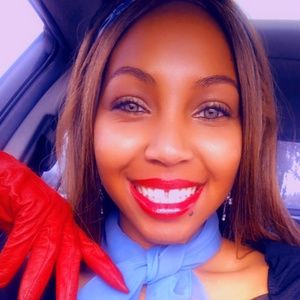 Meet your Posher, Rev. Alexandria